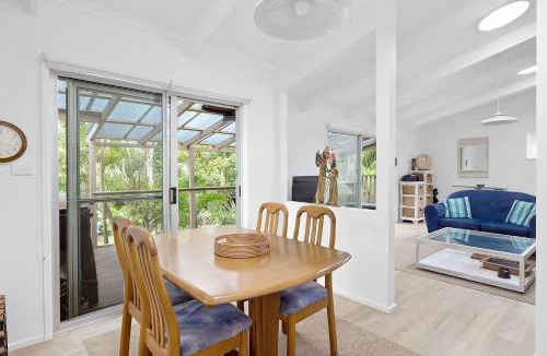 Anna Bay House | Hidden Oasis Pet Friendly In Anna Bay