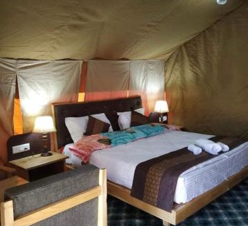 Hunder Hotel | Highland Desert Camp