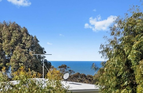Torquay House | Highlander Haven 8a