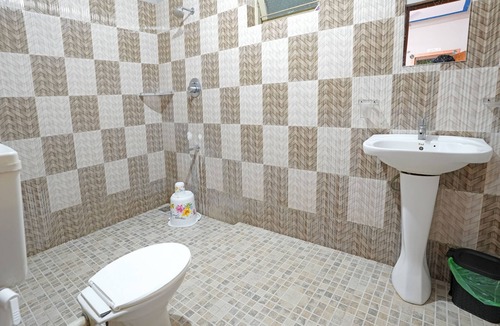 Masinagudi Resort | Hillside Spring Valley