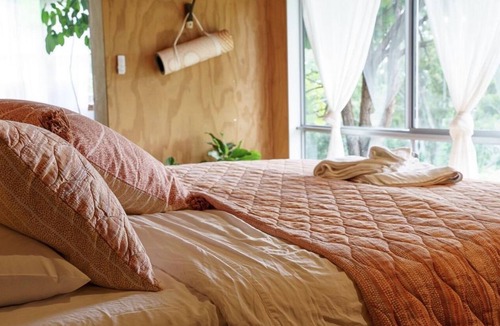 Currumbin Valley House | Hilltop Hideaway - Private Resort with pool, sauna and spa.