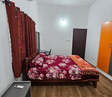 Thalassery House | Hillview Holidays