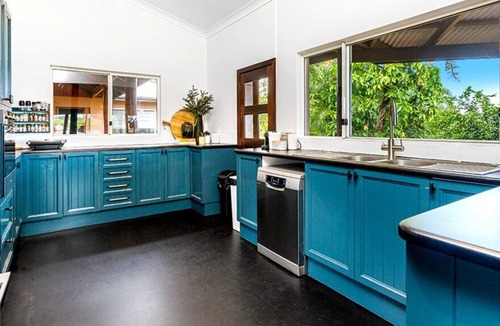 Newrybar House | Hinter Lodge - (With Ocean Views)
