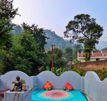Haridwar Hostel | Hobbit House Hostel