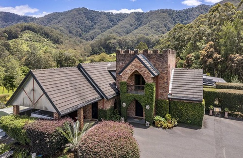 Bonville Bed & Breakfast | Holidays in the Castle