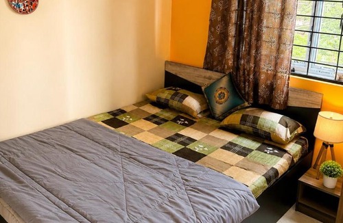 Electronic City Phase II Apartment | Home Stay with Power Backup and Lift in Electronic City