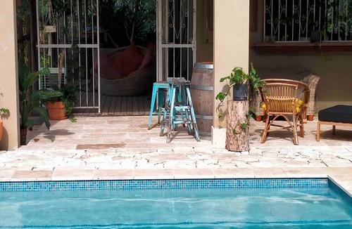 Wooyung House | Honeybird Hideaway. A private subtropical retreat