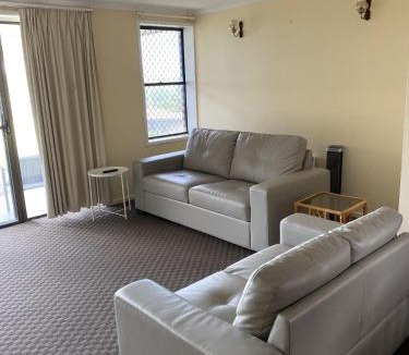 Bargara Apartment | Horizons Unit 2 Beachfront Unit