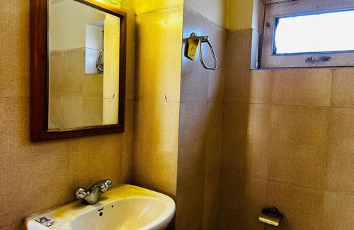Old Manali Hotel | Hostelam The Mountain Story