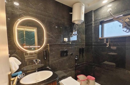 Dhanauli Hotel | Hotel Akshansh Inn