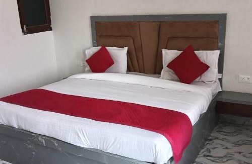Agra Hotel | Hotel AR Plaza