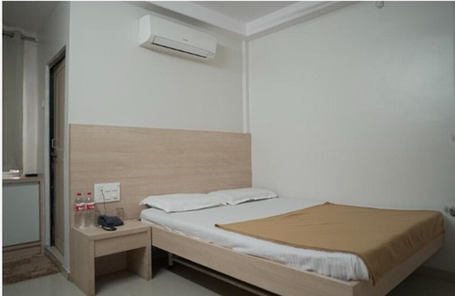 Kolhapur Bed & Breakfast | Hotel Ashish Nx