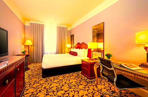 Dhanbad House | Hotel Bhanuka Palace
