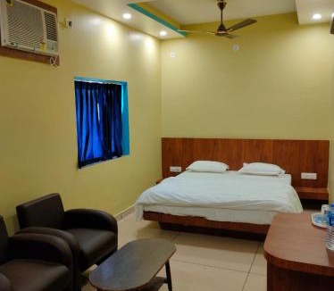 Deoghar Hotel | Hotel Bharati
