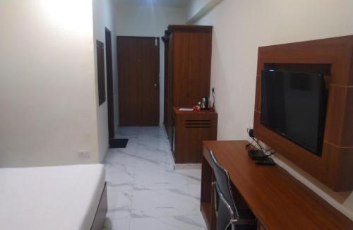 Sector 14 Hotel | Hotel Chaupal By Casa Bella