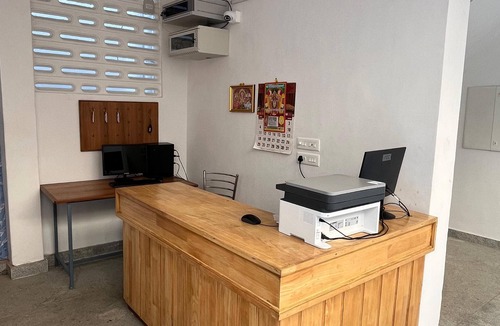 White Town Hotel | Hotel Continental