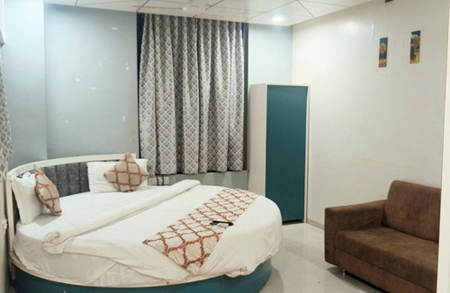 Ahmedabad Hotel | Hotel Dev Palace