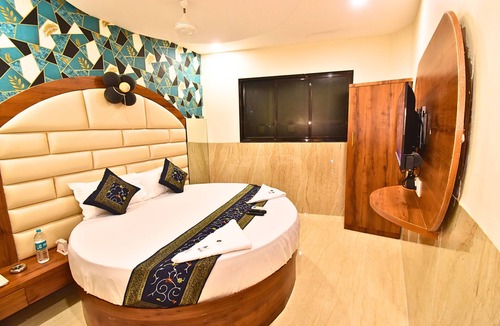 Kurla West Hotel | Hotel Dream Palace Residency