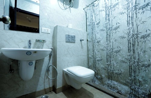 Mahipalpur Hotel | Hotel Edisson View