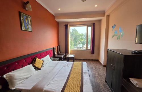 Mayapur Hotel | Hotel Ganges Park