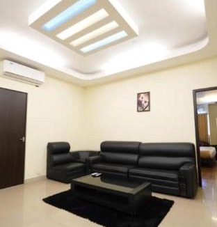 Eramalloor Hotel | Hotel Gentleman Mithila