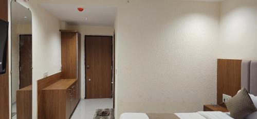 Dholka Hotel | Hotel Glory