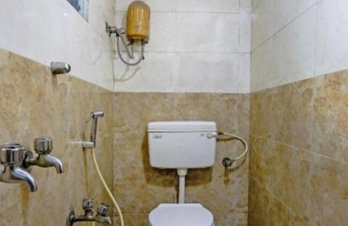Bandra West Hotel | Hotel Golden Plaza