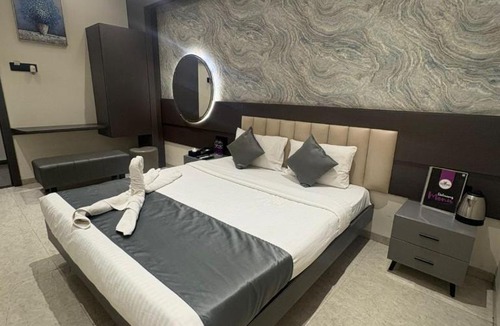 Dhule Hotel | Hotel Govind Regency