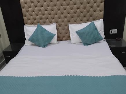 Mayapur Hotel | Hotel Grand Inn