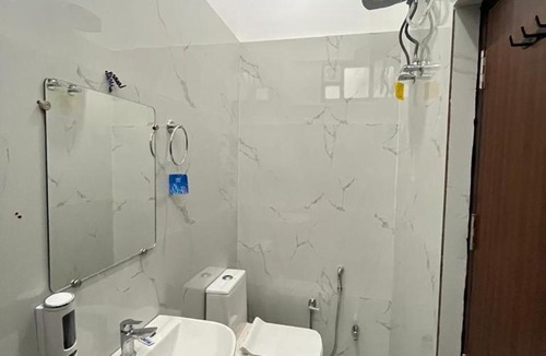 Green Park Hotel | Hotel Green Apple - Green Park Metro