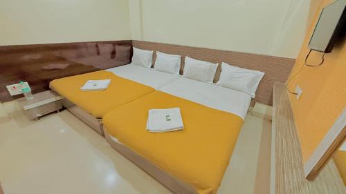 Shirdi Hotel | HOTEL GRKK - Near Shri Saibaba Samadhi Temple Shirdi