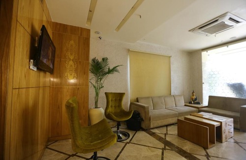 Alambagh Hotel | Hotel Gurveer Royal