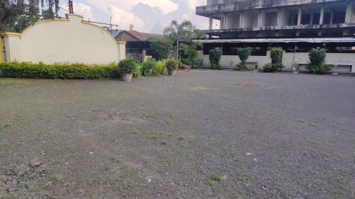Beed Hotel | Hotel heena