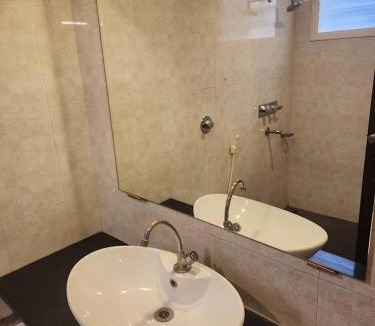 Hubli Hotel | Hotel Ikon