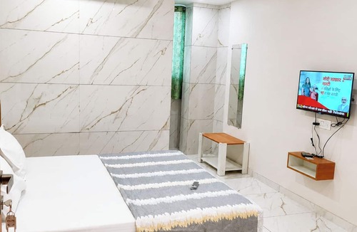 GIDC Hotel | Hotel Janata In Gujarat