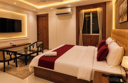 Satna Resort | Hotel Kamdhenu