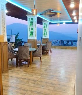 Almora Hotel | Hotel Karans Inn