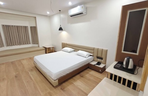 Sanand Hostel | HOTEL KRISHIV