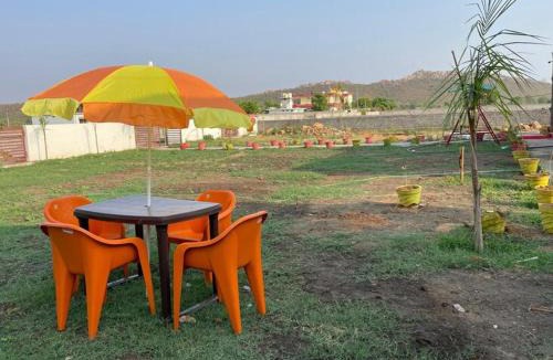 Nivari Hotel | Hotel krishna manu place