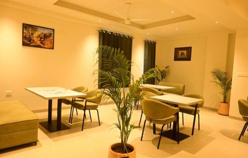 Jagatpura Hotel | Hotel Layover Stay