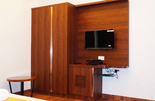 Viluppuram Hotel | Hotel Lemon