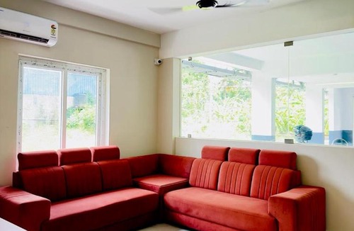 Alwaye Hotel | Hotel Livora