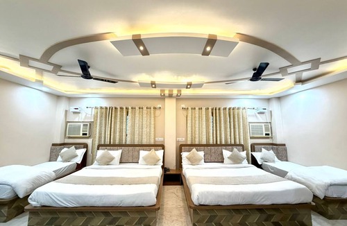 Varanasi Hotel | Hotel Magadh Empire