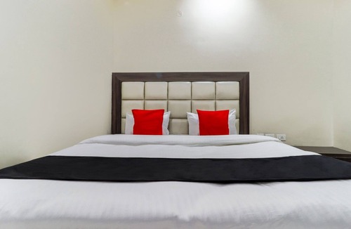 Kanpur Hotel | Hotel Mahadeva Regency