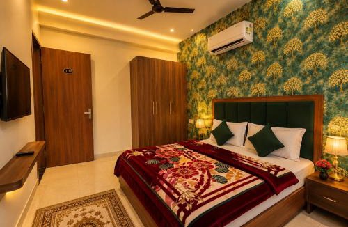 Bawal Hotel | Hotel Meera