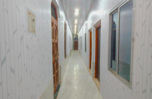 Ayodhya Hotel | Hotel New Vedas Villa 15 mints From Ram Temple