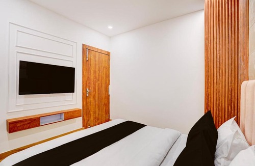 Mukherjee Nagar Hotel | Hotel O Amora Inn