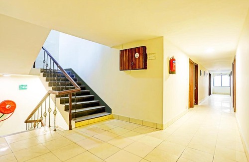 Raipur Hotel | Hotel O Jaistambh Chowk Formerly Guru Kirpa