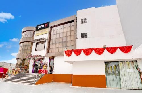 Kalyanpur Hotel | Hotel O Paras Palace