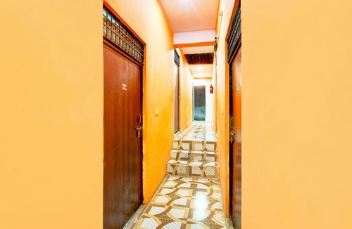 Ghaziabad Hotel | HOTEL O SUNSHINE